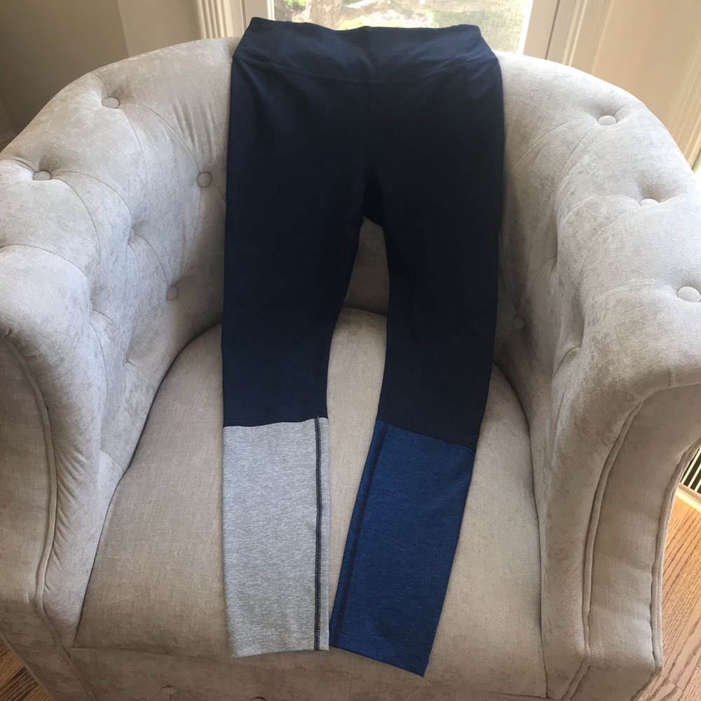 Outdoor voices tricolor leggings ~ S